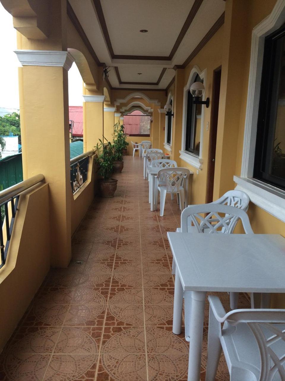 Sunrise Apartelle Olongapo Exterior photo