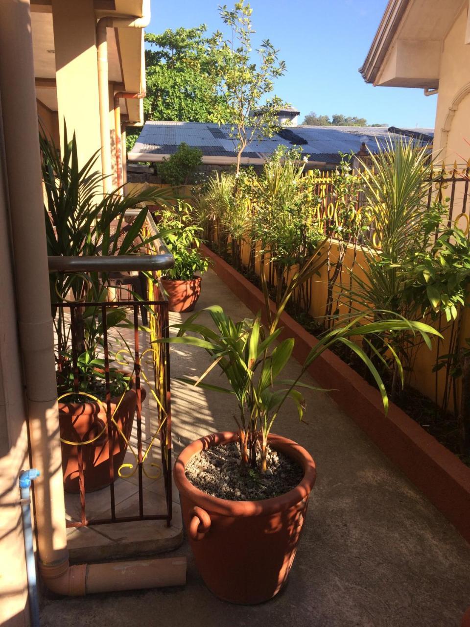 Sunrise Apartelle Olongapo Exterior photo