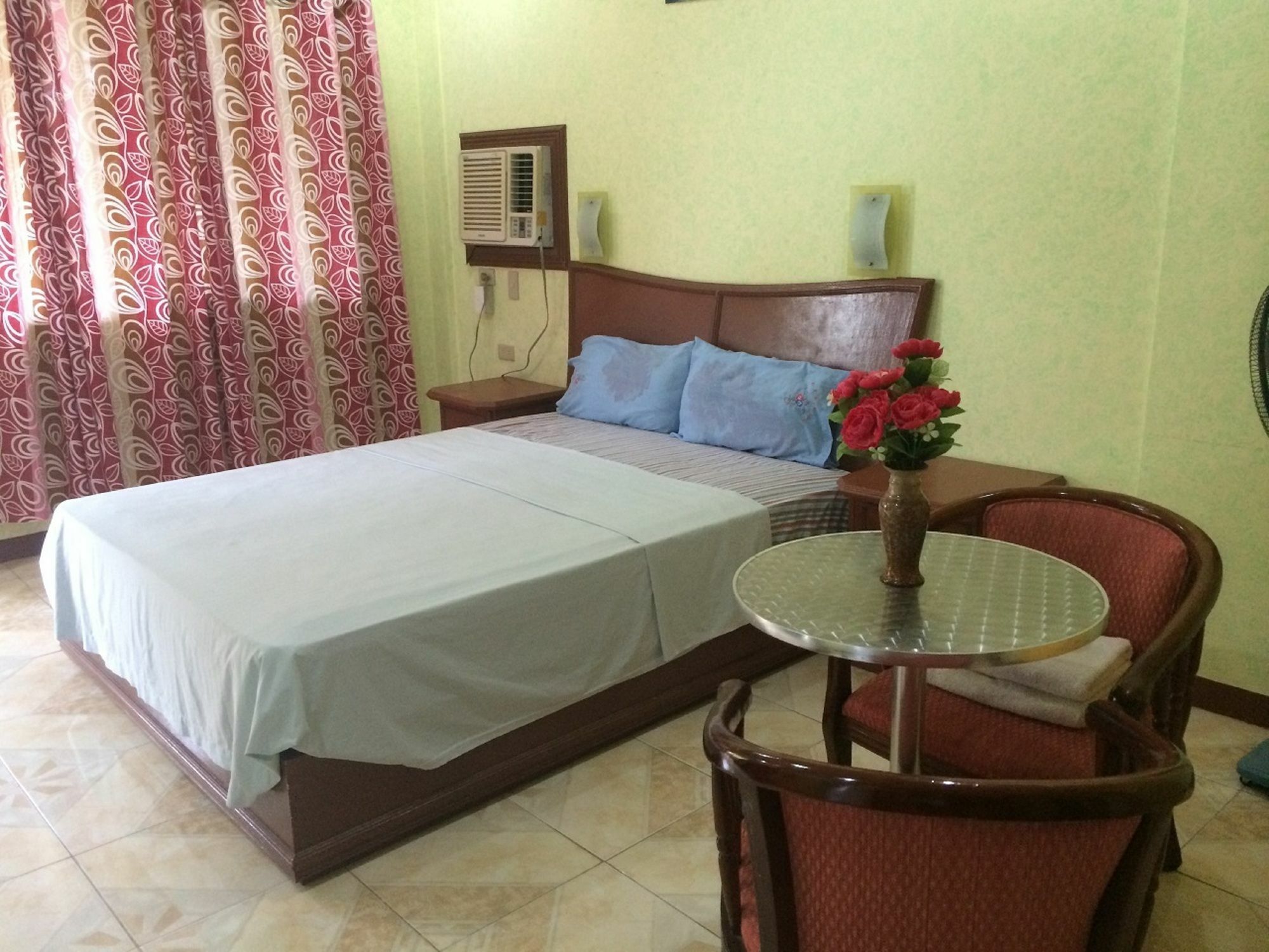 Sunrise Apartelle Olongapo Exterior photo
