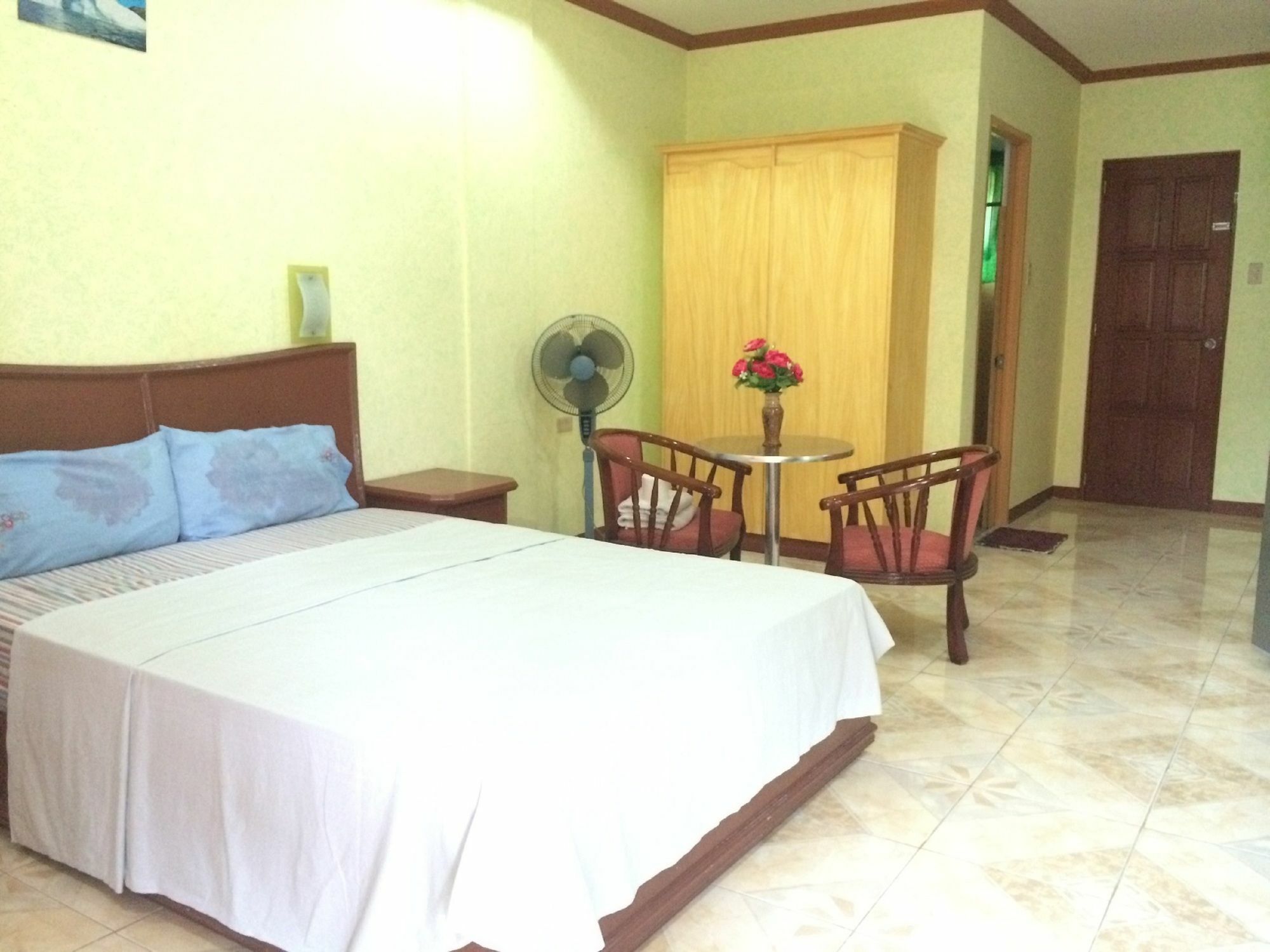 Sunrise Apartelle Olongapo Exterior photo